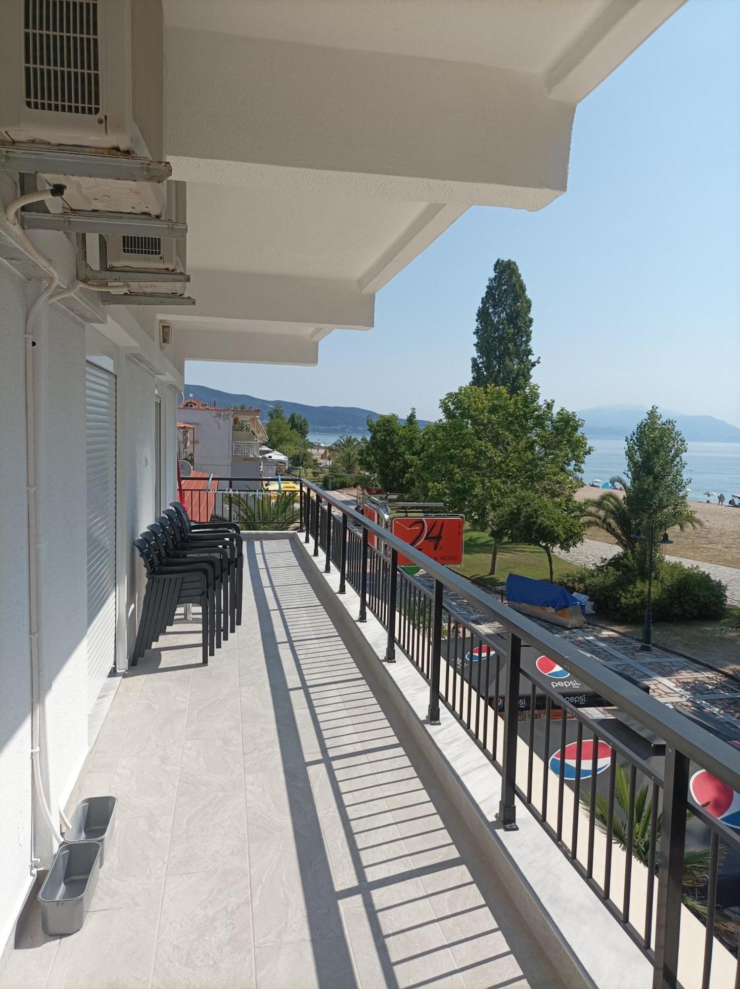 Apartamento Kleanthis Blue Vrasná Exterior foto