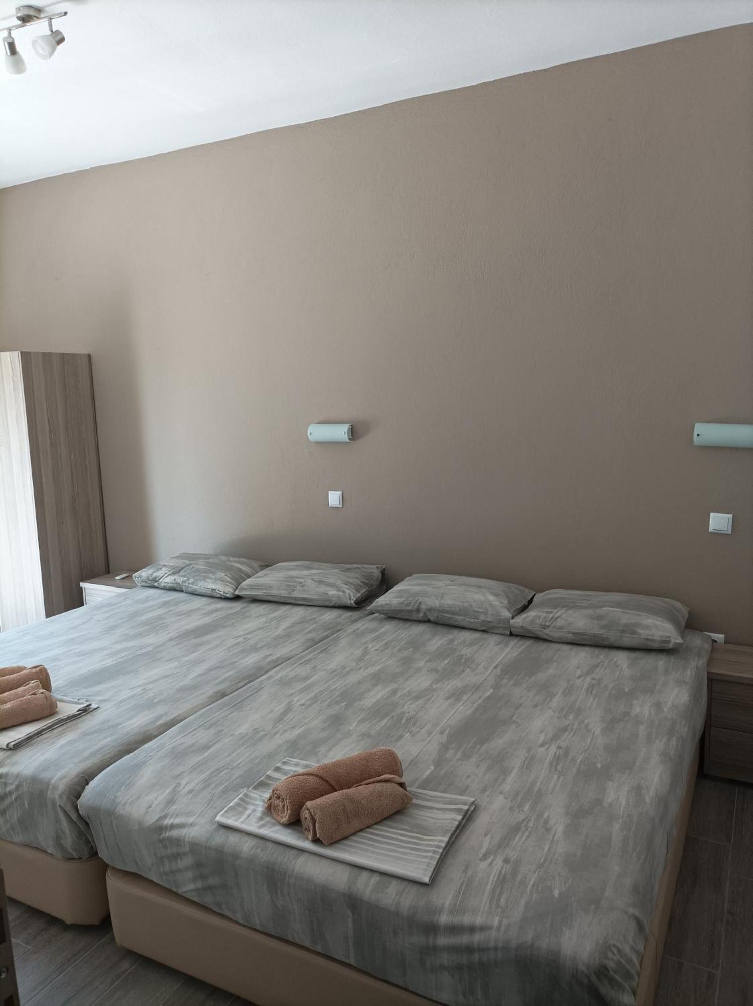Apartamento Kleanthis Blue Vrasná Exterior foto